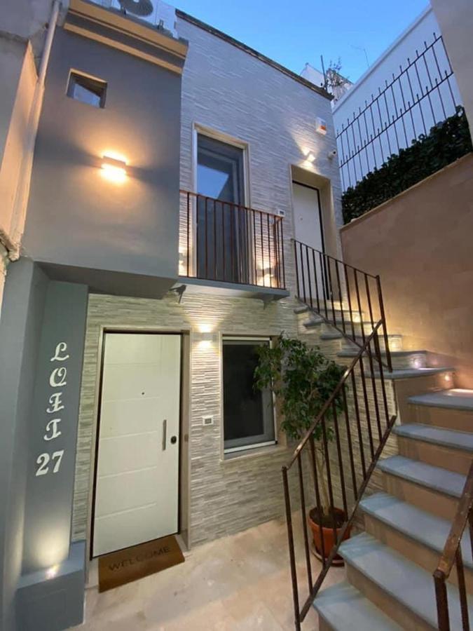 Апартаменты Loft27 Таранто Экстерьер фото